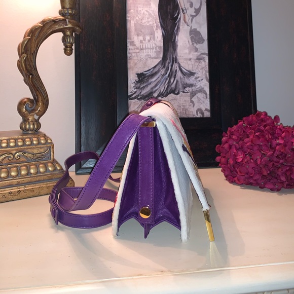 More Photos Fendi bag shoulder and crossbody - Picture 3 of 7